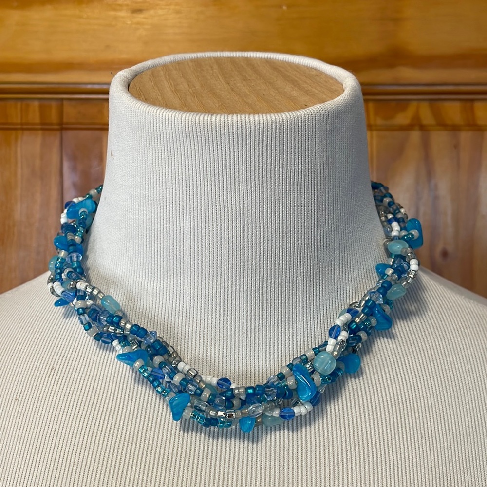 Braided necklace